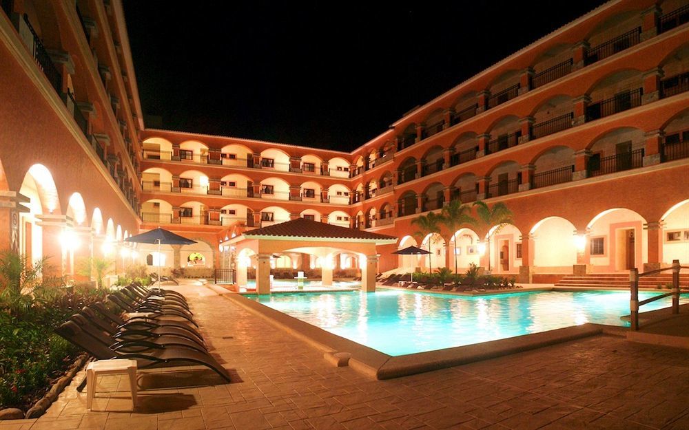 Marina Park Plaza Aparthotel Huatulco Exterior photo